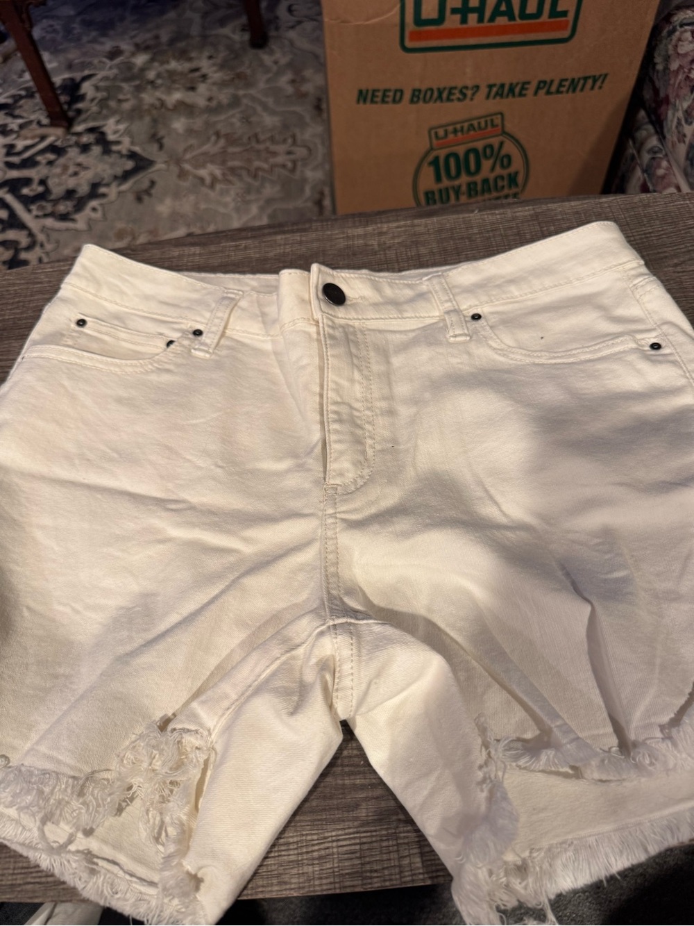 Daily Ritual White Distressed Frayed Hem Denim Shorts